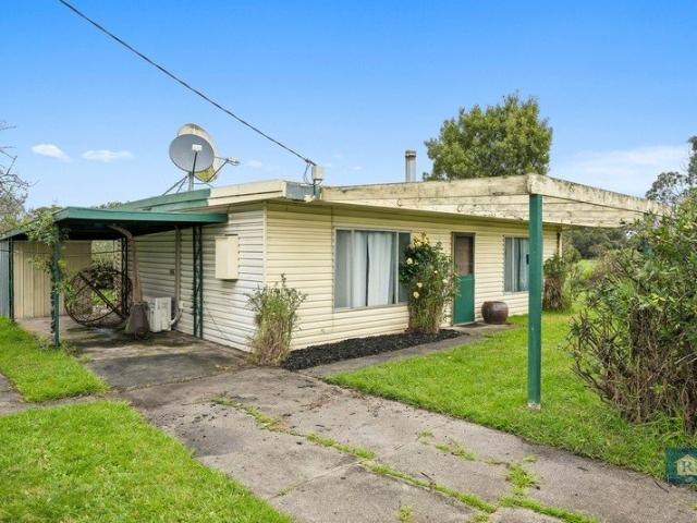 House for sale in Carlisle River, Victoria