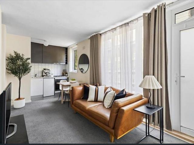 Apartment for rent in Hawthorn, Melbourne