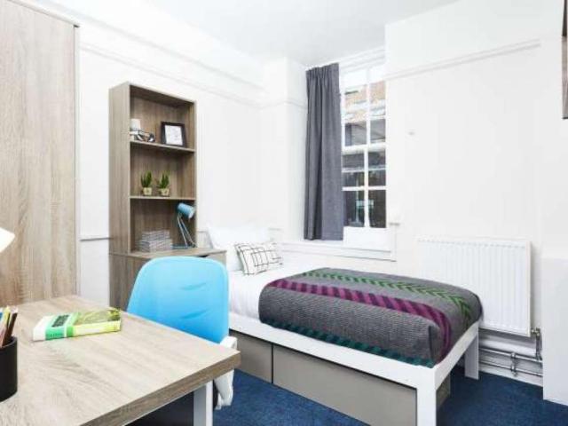 Room for rent in Bloomsbury, Greater London