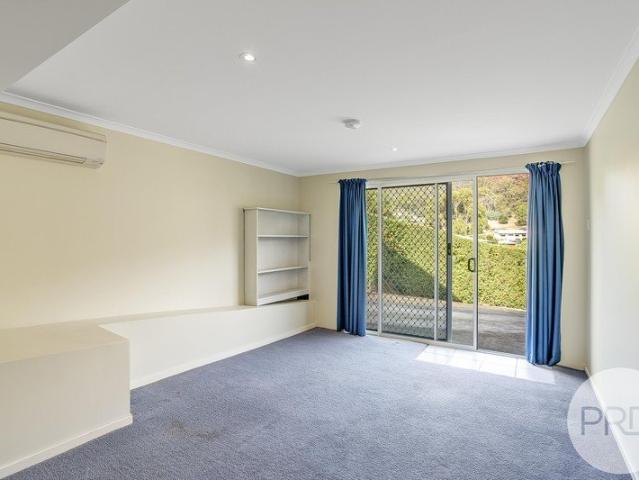 Granny Flat for rent in Hobart, Tasmania
