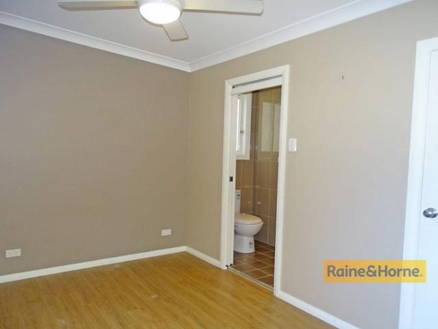 Granny Flat for rent in Umina Beach, New South Wales