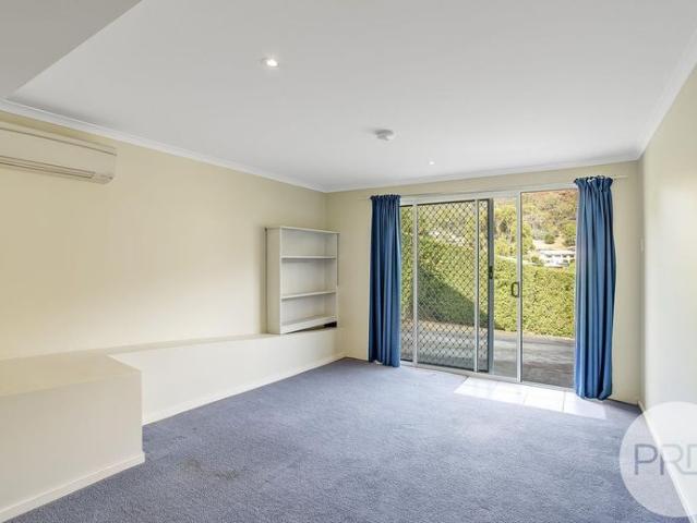 Granny Flat for rent in Hobart, Tasmania