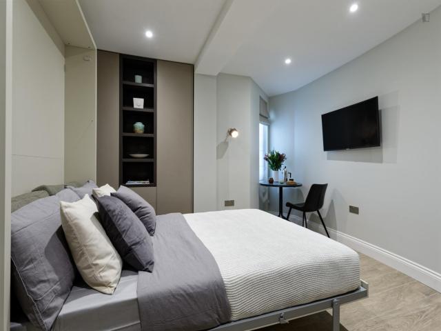 Apartment for rent in South Kensington, Greater London