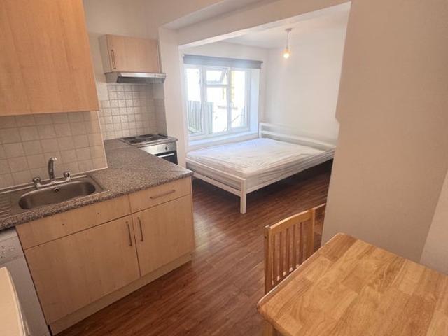 Studio for rent in Crouch End, Greater London