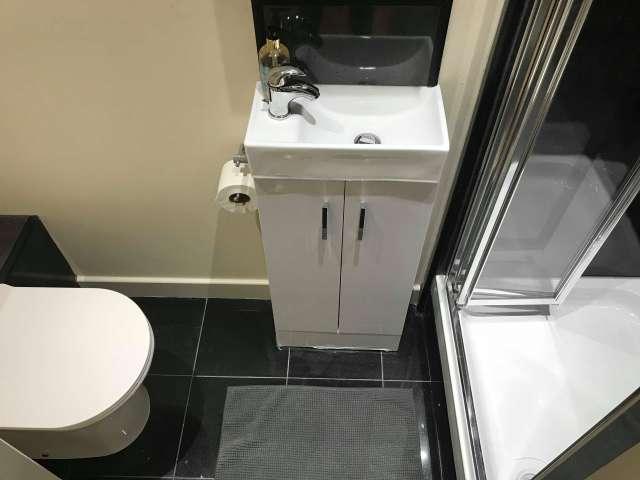 Studio for rent in Cat Hill, Isle Of Man