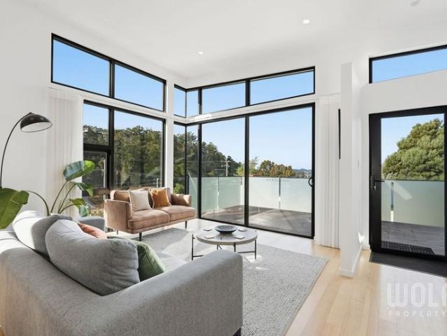 Townhouse for rent in Hobart, Tasmania