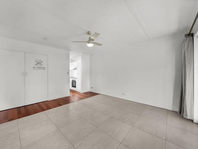 Apartment for rent in Toombul, Queensland