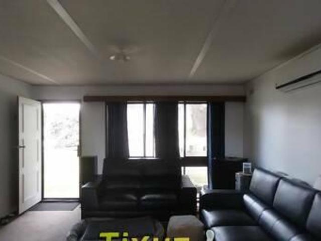House for rent in Victoria