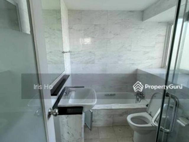 Condominium for sale in Marine Parade