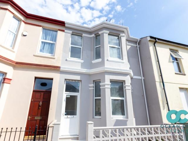 House for rent in Cattedown, Mount Wise