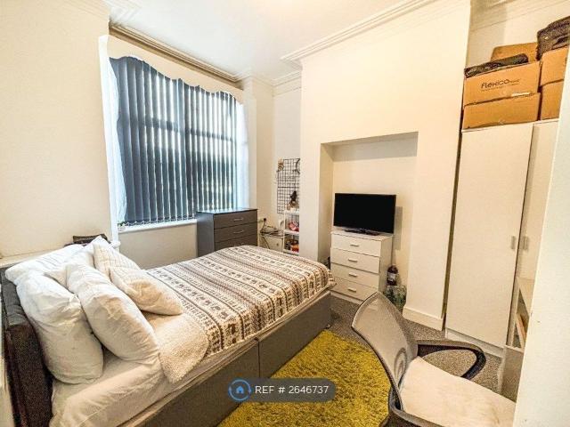 Room for rent in Joiner's Square, Hanley