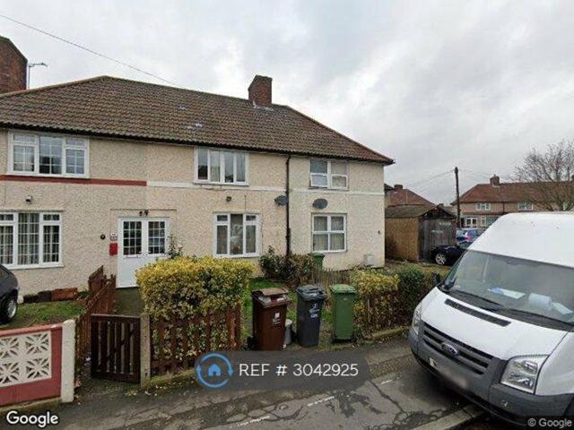 House for rent in London Borough of Barking and Dagenham, Greater London
