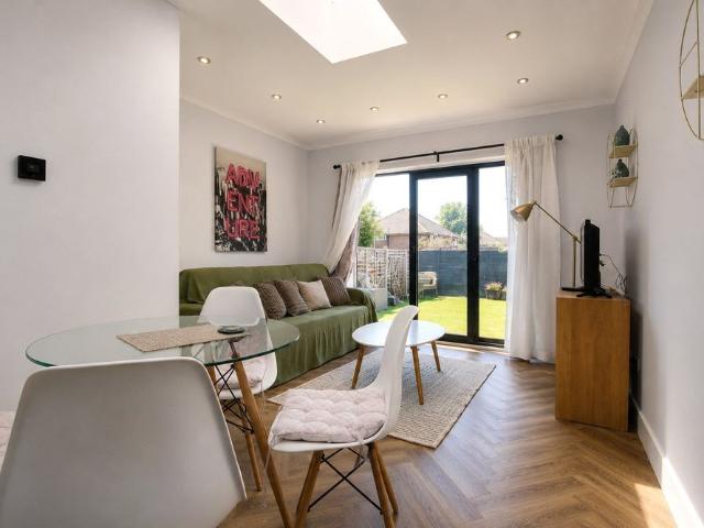 Apartment for rent in London Borough of Croydon, Thornton Heath