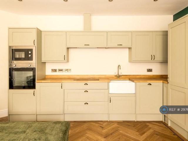 Apartment for rent in Feckenham, City Of Bristol