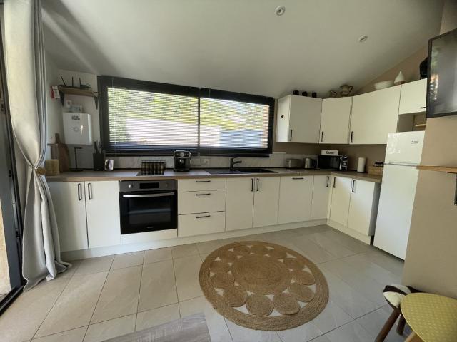 Studio location à Brignoles, Cotignac