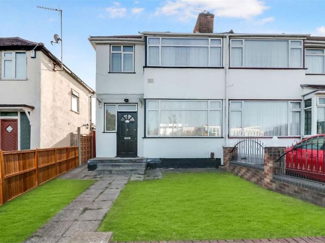 House for rent in South Stanmore, Greater London