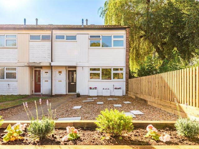 House for rent in Five Acres, Hertfordshire