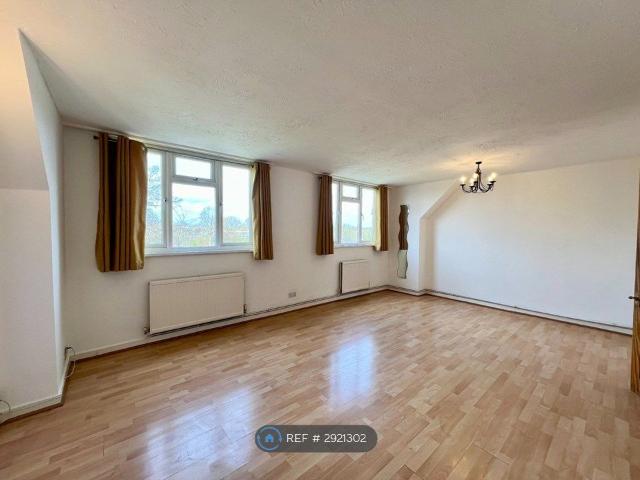 Apartment for rent in Friern Barnet, Greater London
