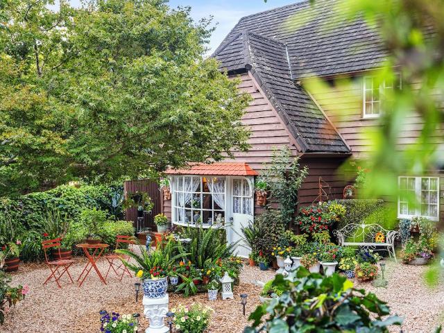 House for sale in Tamborine Mountain, Queensland