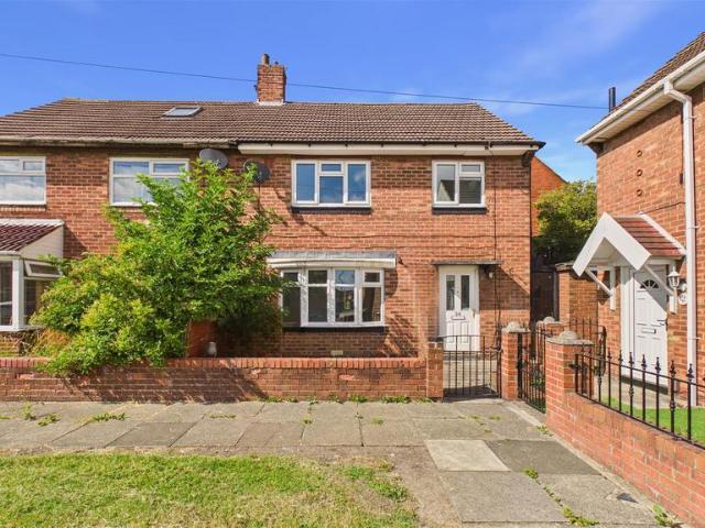 House for rent in Hylton Castle Estate, Tyne And Wear