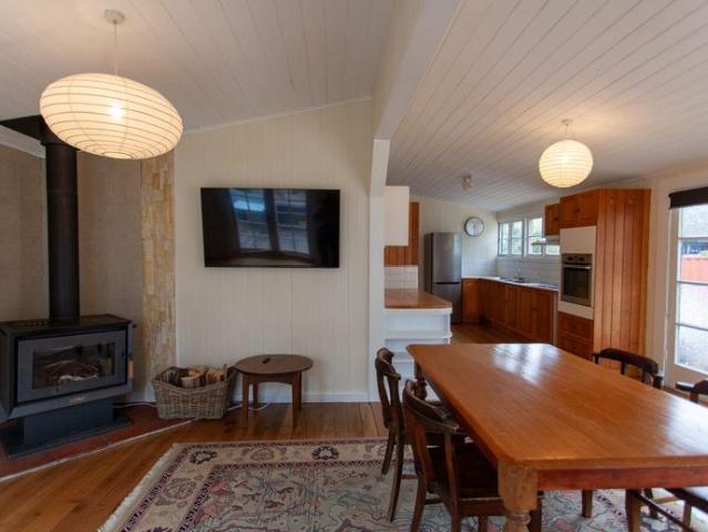 House for rent in Surveyors Bay, Tasmania