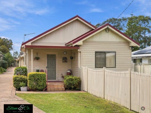 Villa for sale in Korongulla, Wollongong City Council