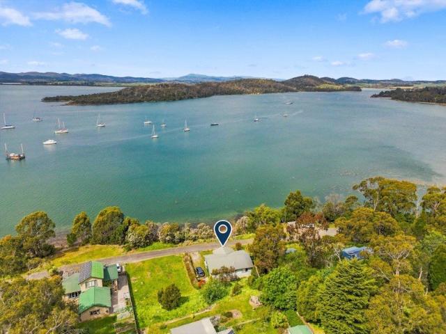 House for sale in Beauty Point, West Tamar