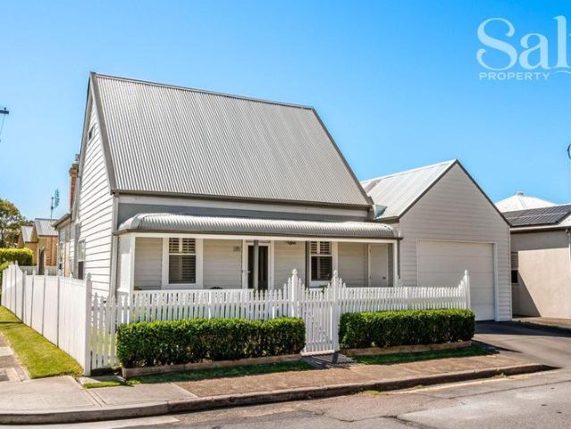 House for sale in Newcastle, Newcastle-Maitland