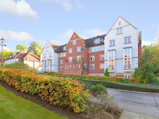 House for rent in Harrow On The Hill, Greater London