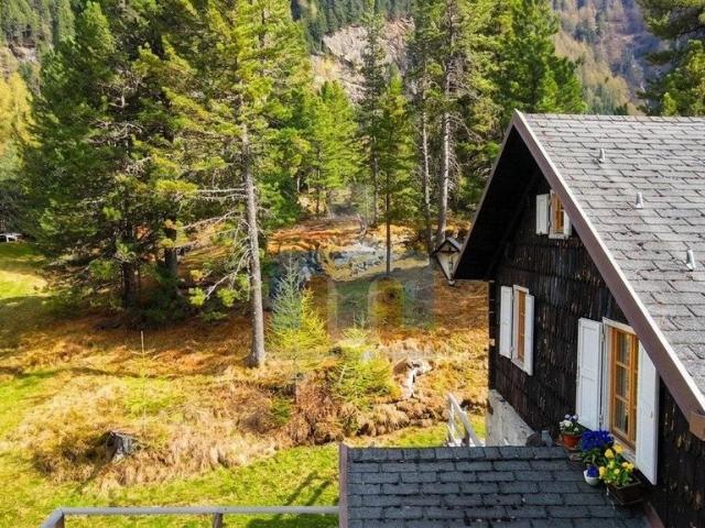 Villa Indipendente in vendita a Comunità montana Alta Valtellina, Valfurva