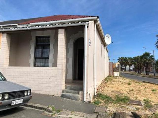 House for sale in Cape Town, Western Cape