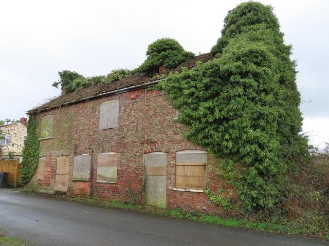 House for sale in Carlton, North Yorkshire