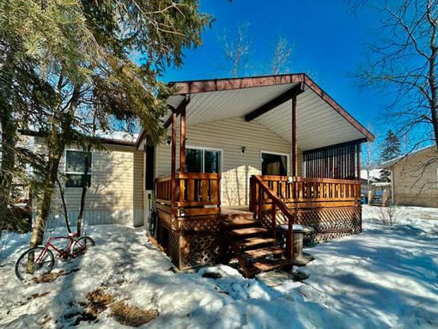 House for sale in East St. Paul, Manitoba