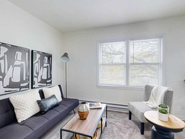 Apartment for rent in Drake Park, Des Moines