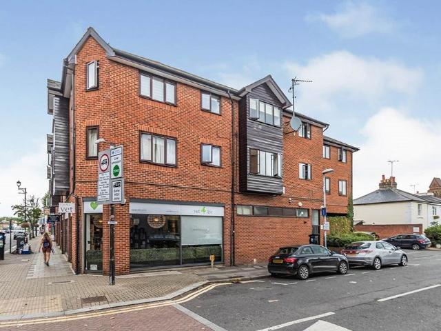 House for rent in Surbiton, Greater London