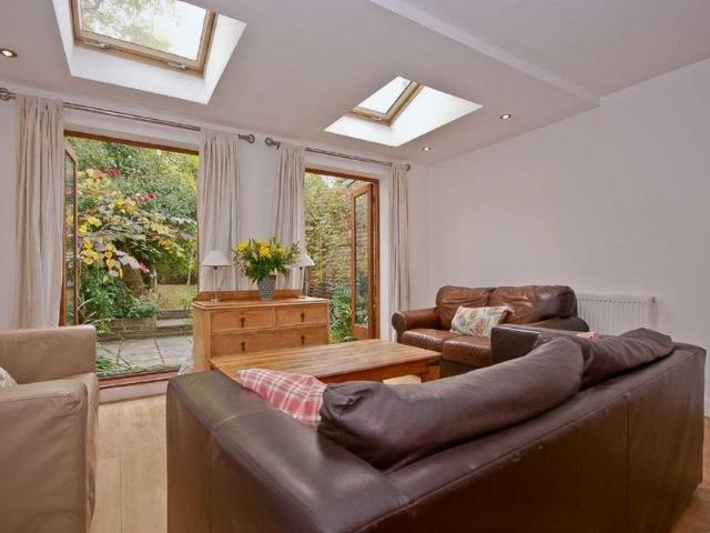 Apartment for rent in Brixton, Greater London