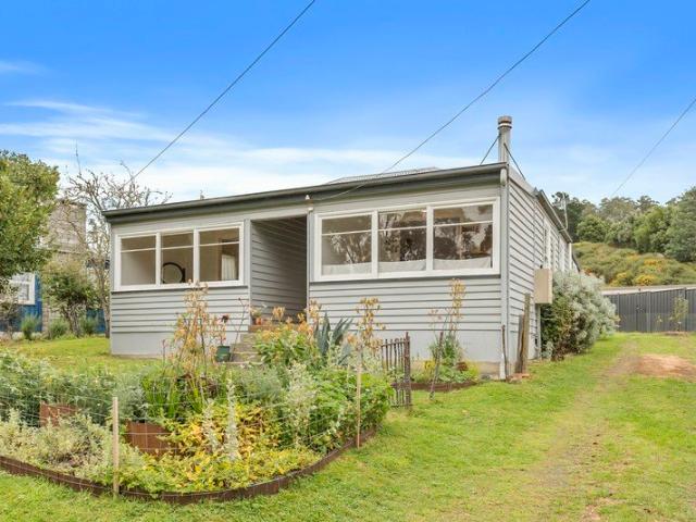 House for sale in Cygnet, Tasmania