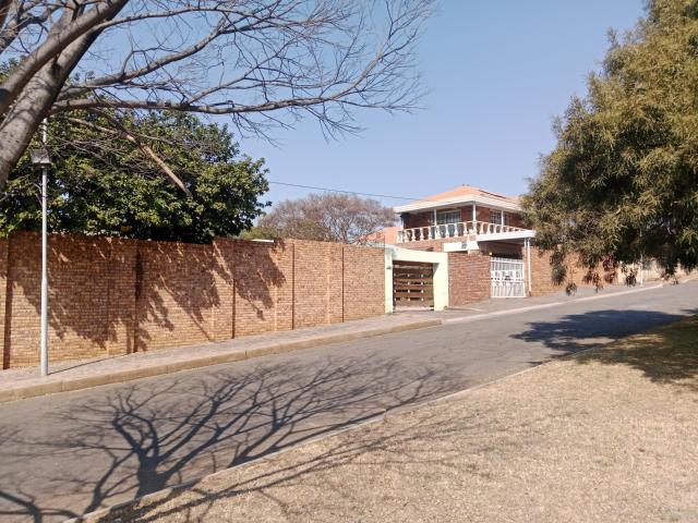 Apartment for rent in Bergsig, Lesedi Local Municipality