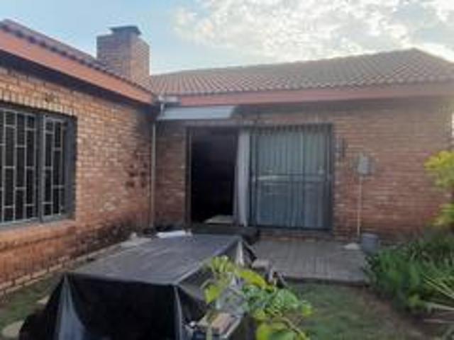 House for rent in Heuweloord, Centurion