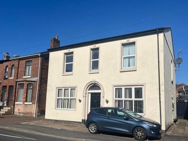 House for rent in Roby Mill, Lancashire