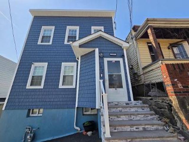 House for sale in Cliffside Park, New Jersey