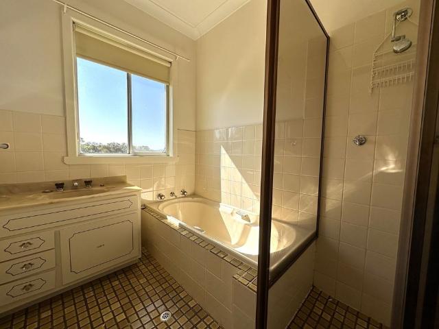 House for rent in Young