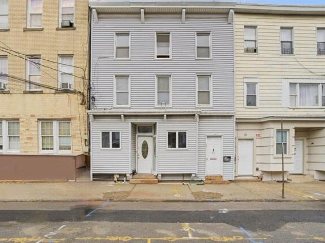 House for sale in Hudson, New Jersey