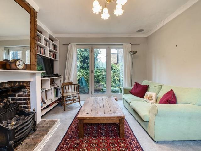 House for rent in London Borough of Lewisham, Forest Hill