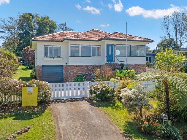 House for sale in Tamborine Mountain, Queensland