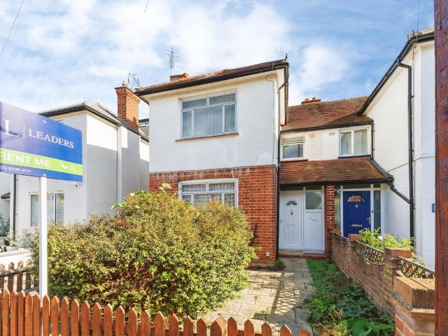 House for rent in Royal Borough of Kingston upon Thames, Greater London