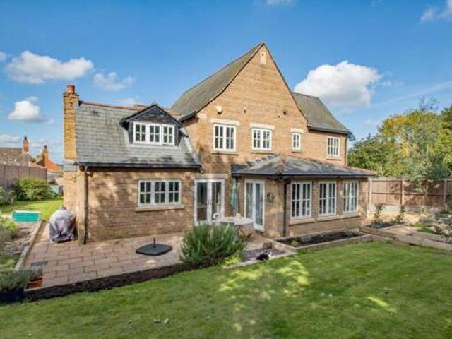 House for sale in Stanford On Avon, Leicestershire
