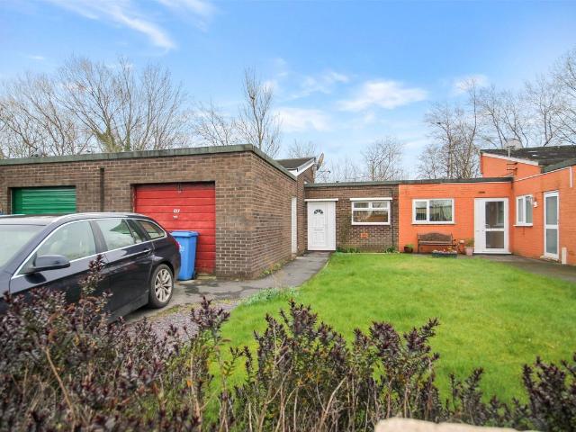 House for rent in The Brow, Halton