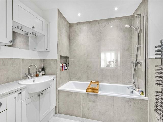 Apartment for rent in Cat Hill, Isle Of Man