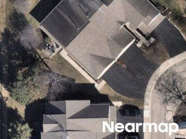 House for sale in Mchenry, Illinois